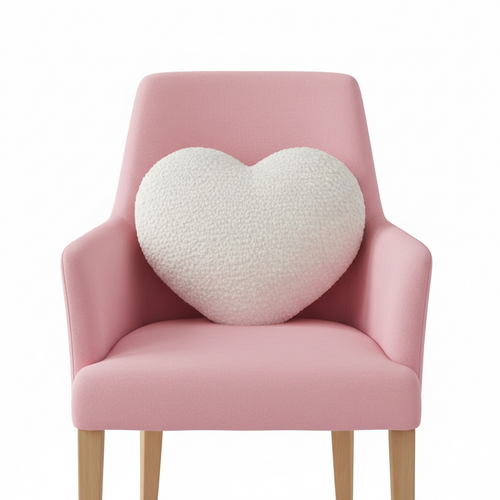 Heart pillow in ivory Boucle
